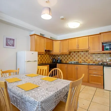 4-bedroom Home, * Galway