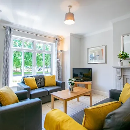Holiday home 4-bedroom Home, Galway